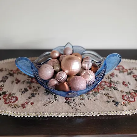 Ema's Vintage Spacious 2 Bedroom With Mountain View Apartment Brasov