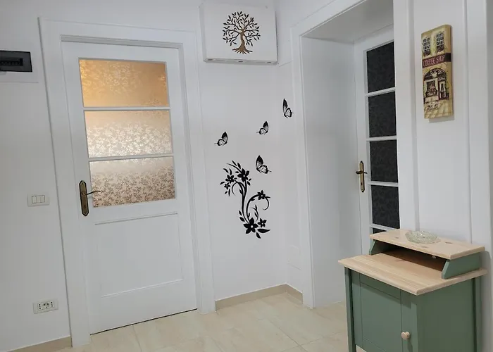 Ema's Vintage Spacious 2 Bedroom With Mountain View Апартаменты *